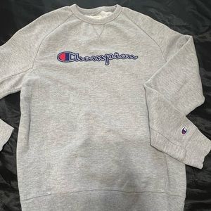 Champion - Crewneck Sweatshirt